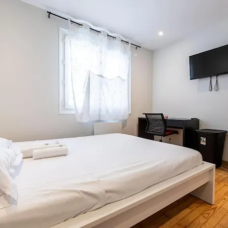 Apartment Proche Gem Et Gare: 3 Chambres-clim-balcon-wifi